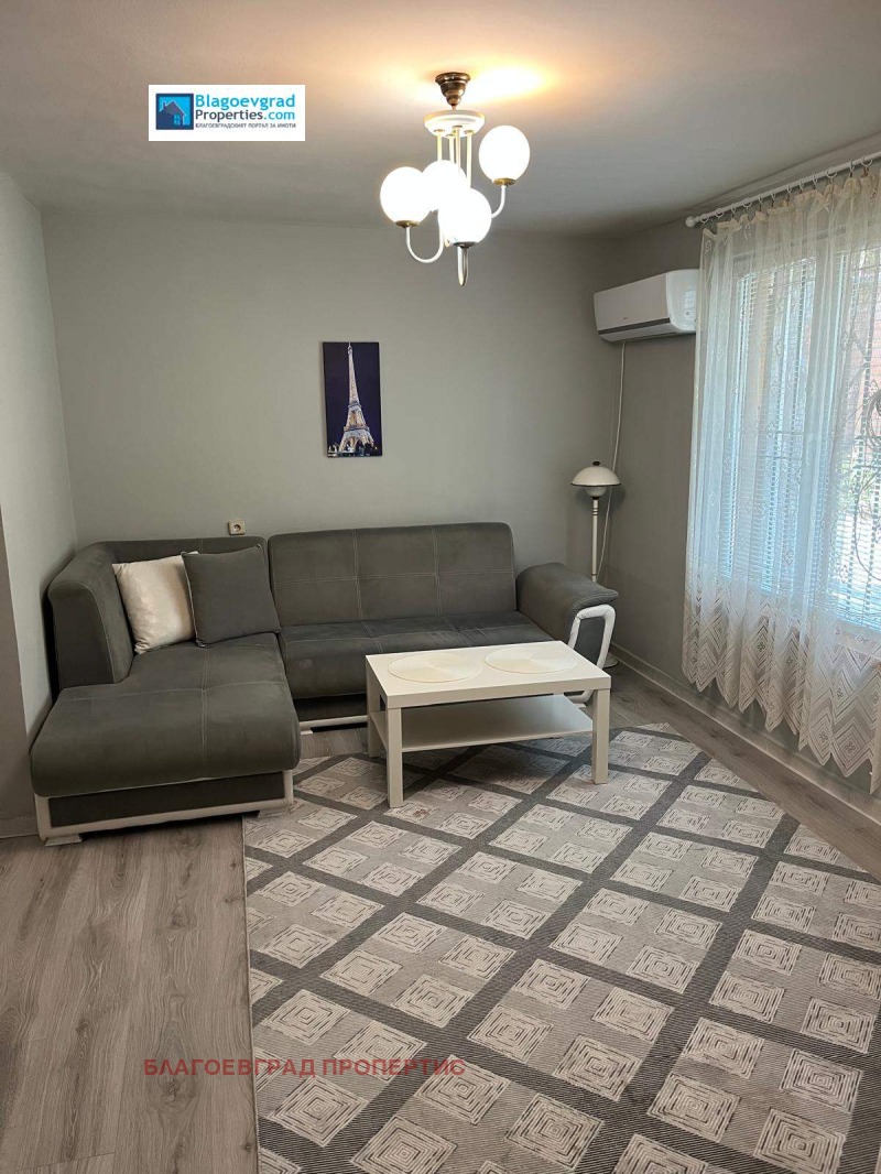 Дава под Наем 3-СТАЕН в град Благоевград, Идеален център - 116 кв.м / 400 € » 782.33 лв., БЛАГОЕВГРАД ПРОПЕРТИС