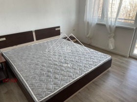 2 slaapkamers Tri tsjutsjura - jug, Stara Zagora