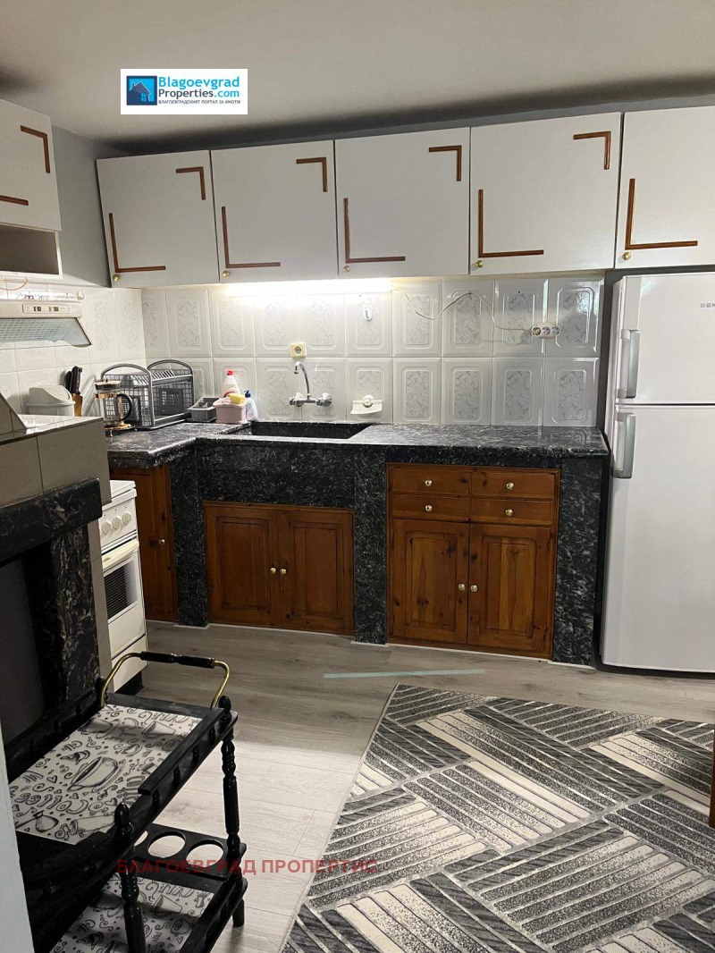 Zu vermieten  2 Schlafzimmer Blagoewgrad , Idealen zentar , 116 qm | 99986456 - Bild [2]
