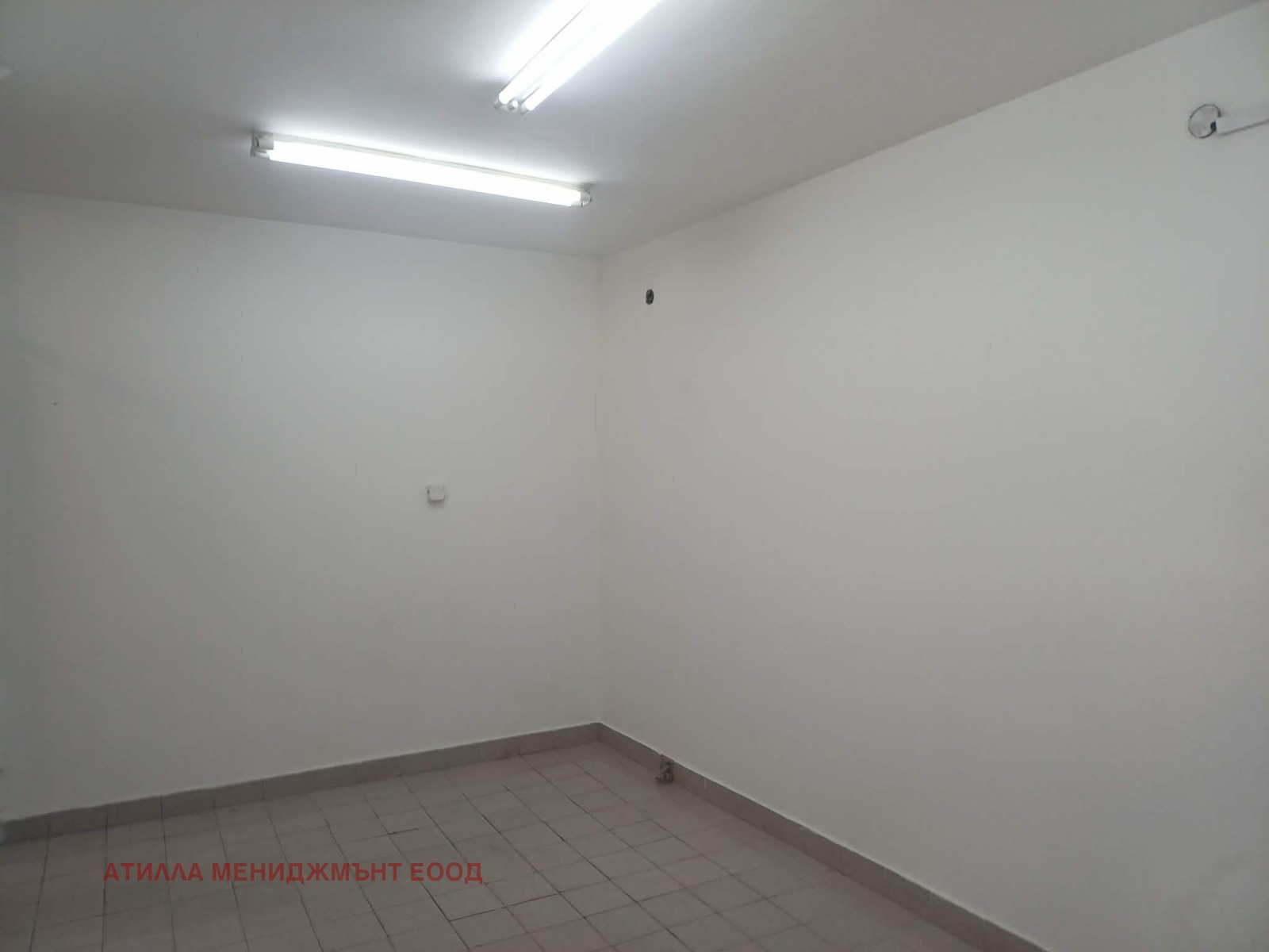 Дава под наем МАГАЗИН, гр. Пловдив, Център, снимка 4 - Магазини - 53848834