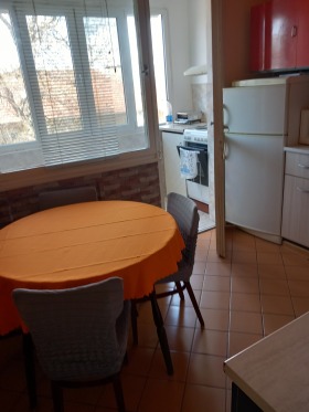 ���� ��� ���� 3-����� | Imot.bg � ����� ������ 8