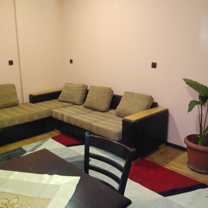 В аренду  1 спальня София , Толстой , 79 кв.м | 33697613