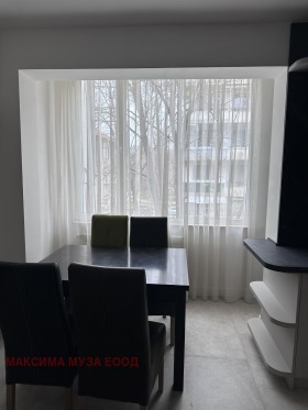 ����� ���� ��� ���� 3-�����,���� �����, �������>