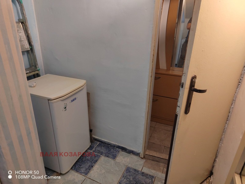 Дава под наем  1-стаен град Плевен , Широк център , 23 кв.м | 57723166 - изображение [5]