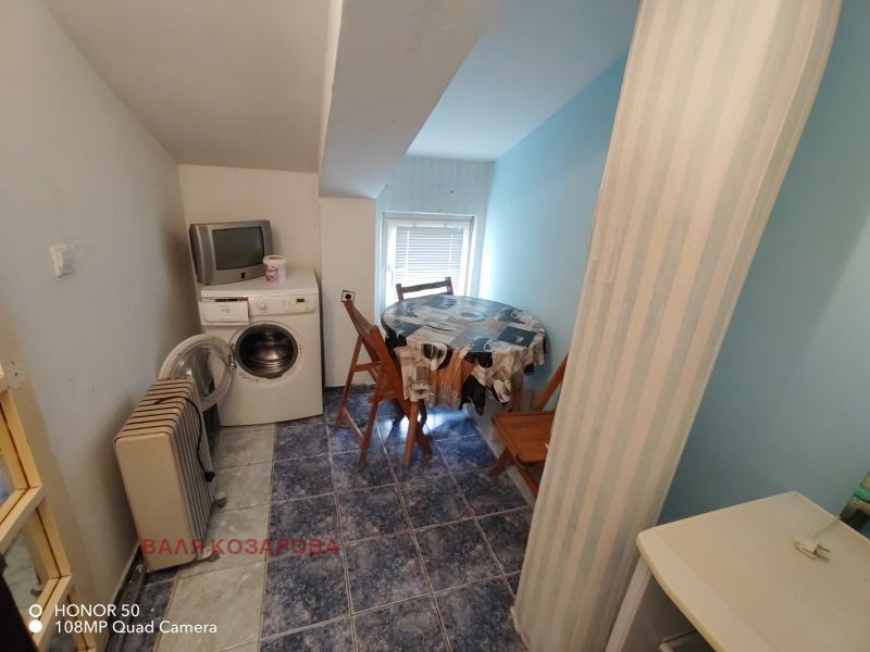 Дава под наем  1-стаен град Плевен , Широк център , 23 кв.м | 57723166 - изображение [4]