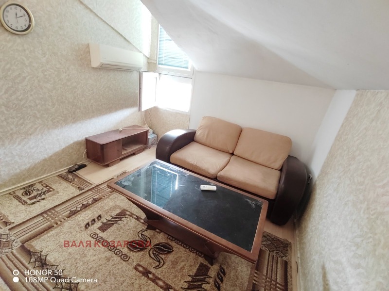 Дава под наем  1-стаен град Плевен , Широк център , 23 кв.м | 57723166