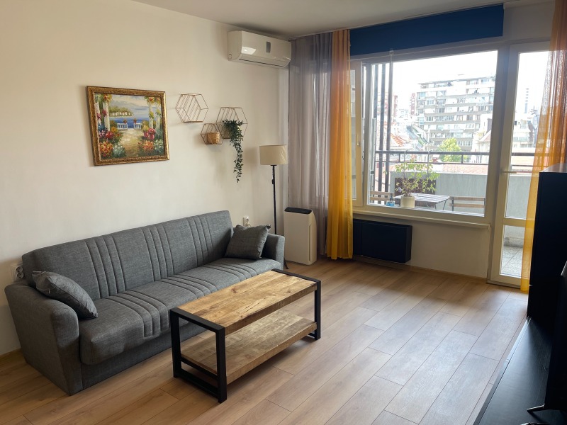 Kiralık  2 yatak odası Sofia , Strelbişe , 105 metrekare | 69378569