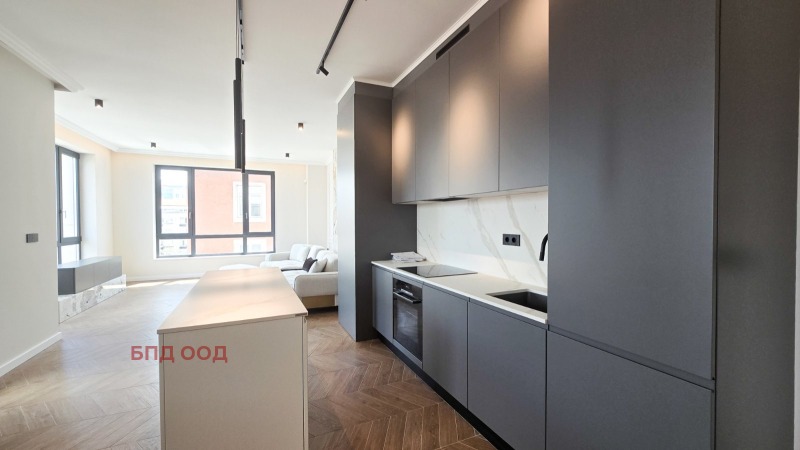 Do wynajęcia  3 sypialnie Sofia , Centar , 201 mkw | 79295779 - obraz [4]