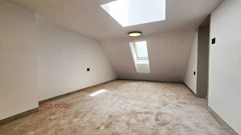 Do wynajęcia  3 sypialnie Sofia , Centar , 201 mkw | 79295779 - obraz [13]