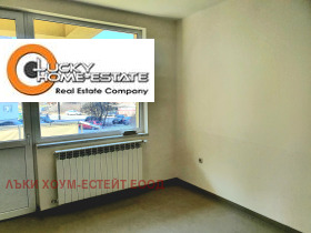 3 bedroom Iztok, Pernik 16