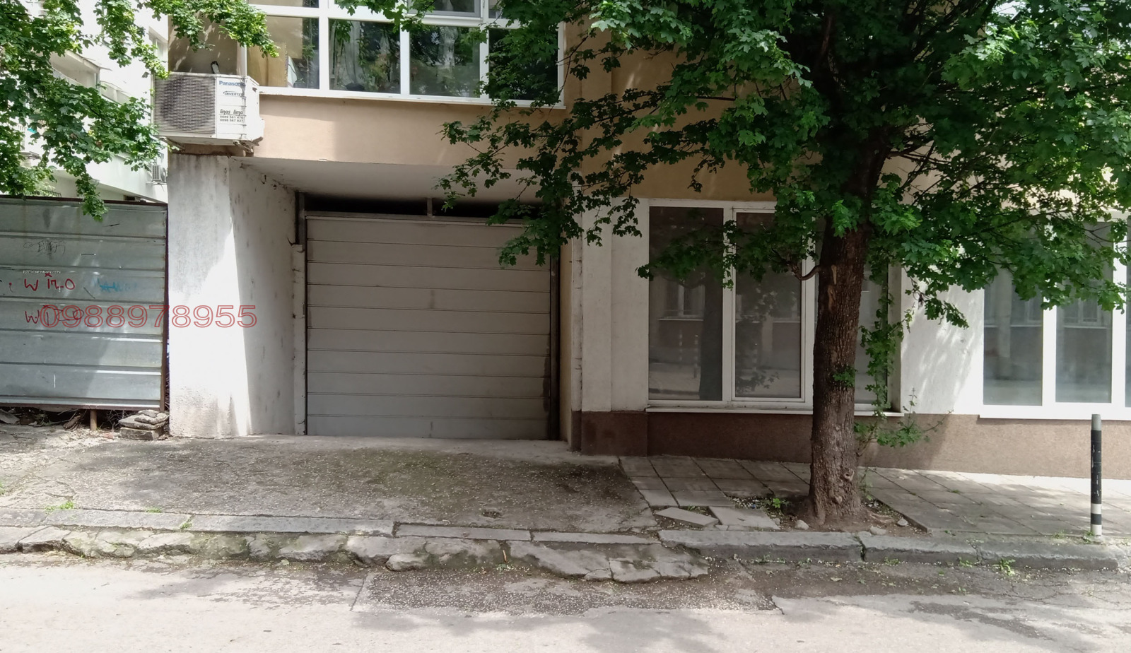 Дава под наем ГАРАЖ, ПАРКОМЯСТО, гр. София, Банишора, снимка 2 - Гаражи и паркоместа - 56084693