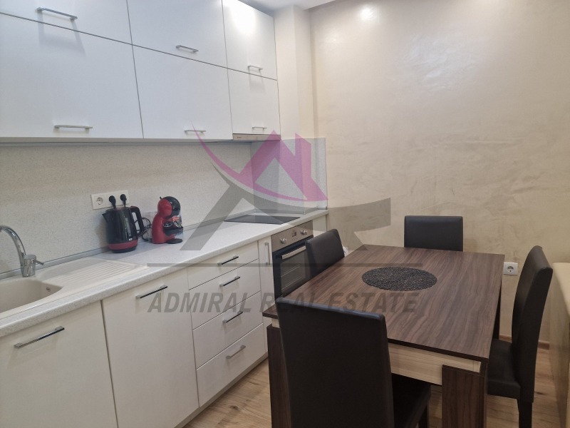 De inchiriat  1 dormitor Varna , Țentâr , 55 mp | 10278874