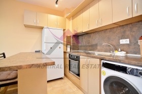 1 bedroom Grand Mol, Varna 1