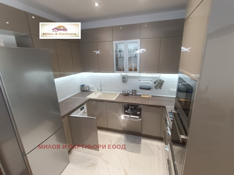 Para alugar  3 quartos Sofia , Centar , 130 m² | 47693263 - imagem [3]