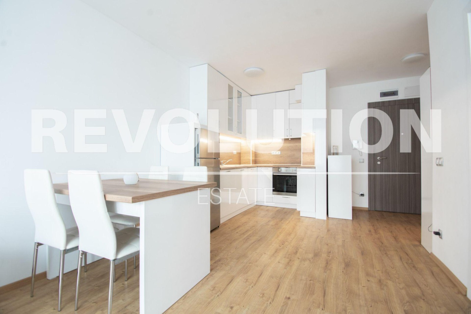 Дава под наем 2-СТАЕН, гр. София, Банишора, снимка 2 - Апартаменти - 53523213