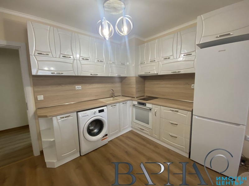 Дава под Наем 2-СТАЕН в град Варна, Левски 1 - 70 кв.м / 485.73 € » 950 лв., ИМОТЕН ЦЕНТЪР ВАРНА