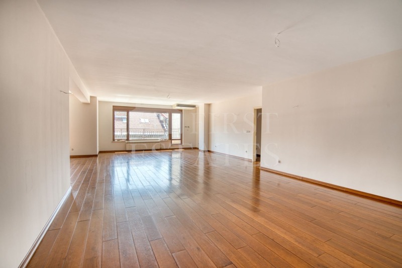 Da affittare  3+ camere da letto Sofia , Tsentar , 220 mq | 75849097 - Immagine [3]