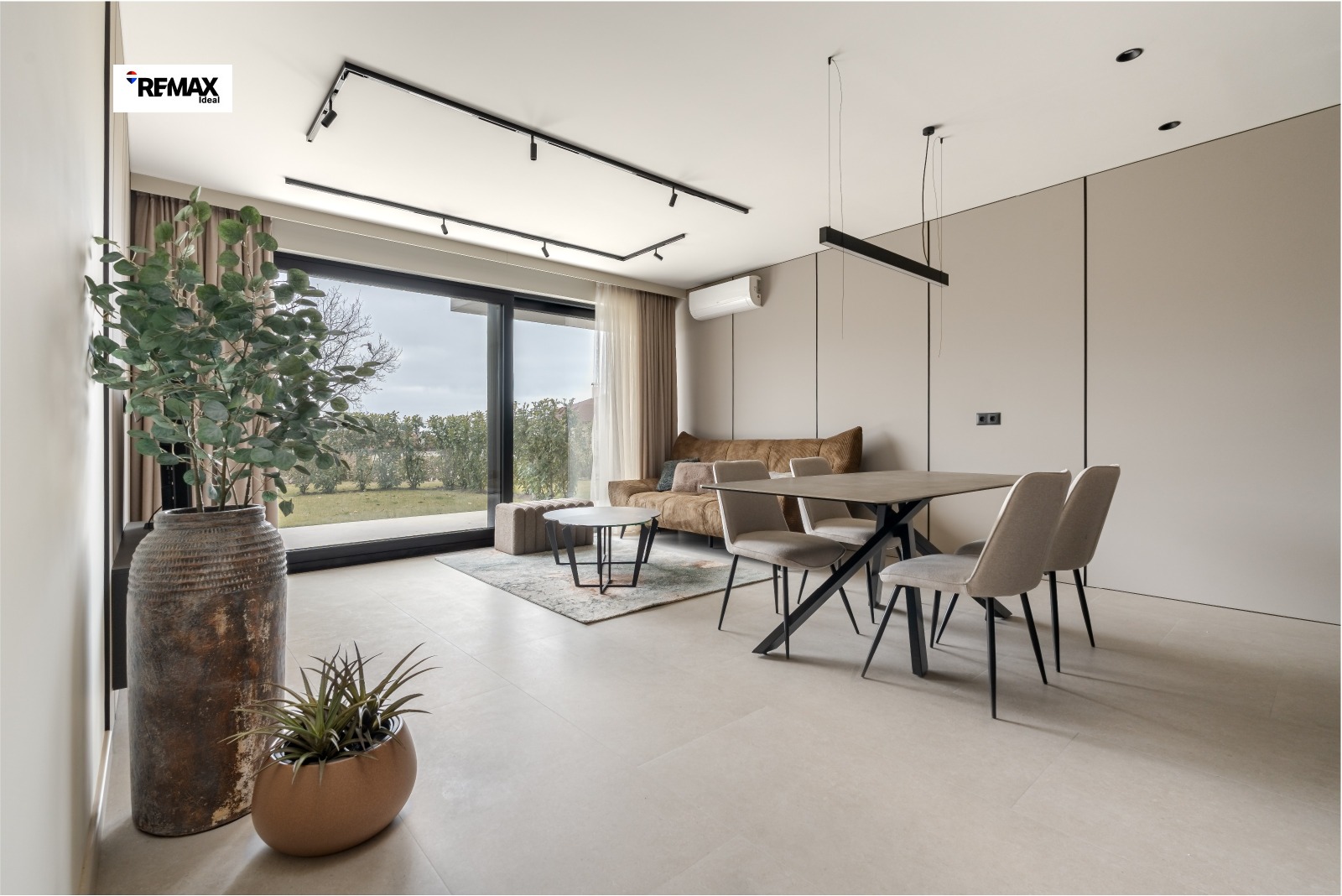 Дава под наем 3-СТАЕН, гр. Варна, м-т Долна Трака