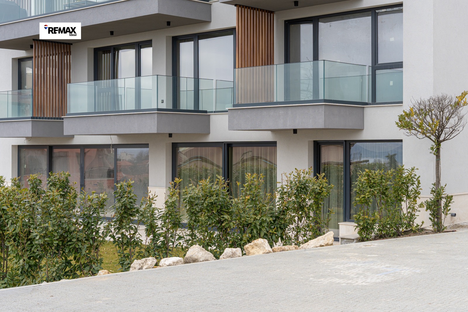 Дава под наем 3-СТАЕН, гр. Варна, м-т Долна Трака, снимка 17 - Апартаменти - 53941125