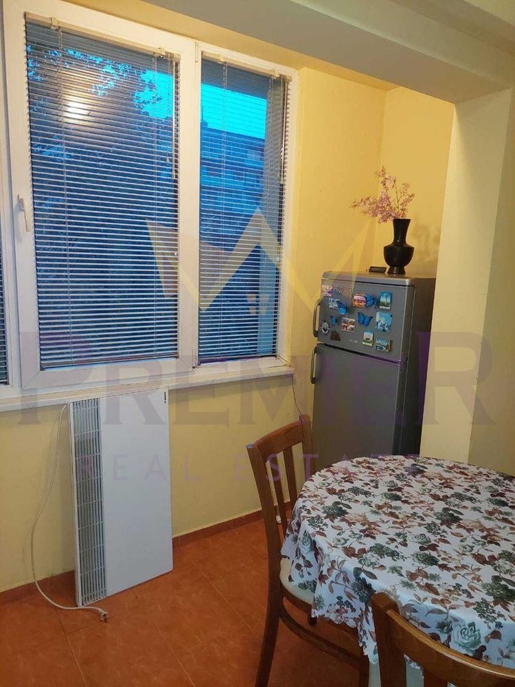 Zu vermieten  1 Schlafzimmer Warna , Lewski 1 , 64 qm | 78475370 - Bild [2]