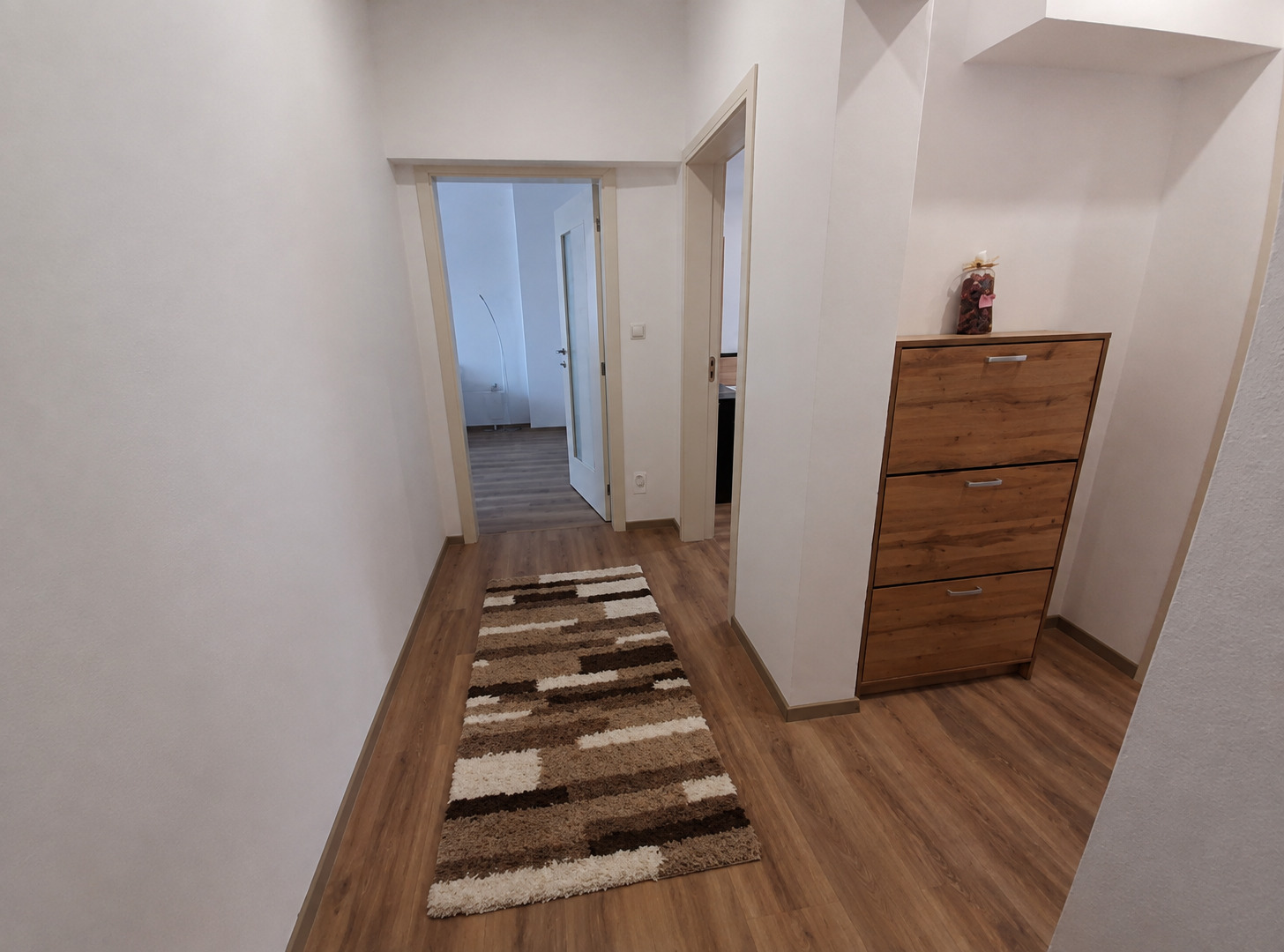 Дава под наем 2-СТАЕН, гр. Стара Загора, Център, снимка 6 - Апартаменти - 55606928