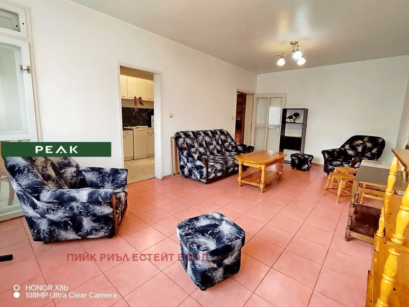 K pronájmu  1 ložnice Sofia , Borovo , 70 m2 | 23967175 - obraz [2]