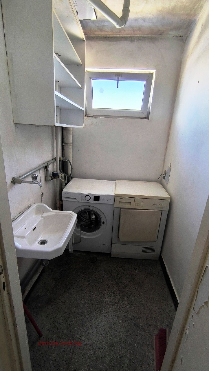 Дава под наем 3-СТАЕН, гр. Русе, Родина 2, снимка 11 - Апартаменти - 56225983