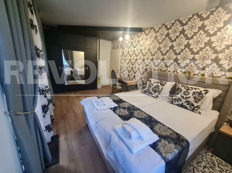 De inchiriat  2 dormitoare Varna , Țentâr , 85 mp | 75853318 - imagine [5]