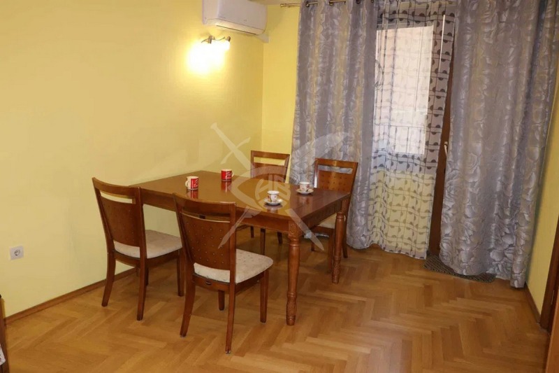 De inchiriat  2 dormitoare Varna , Țentâr , 80 mp | 26177671 - imagine [3]