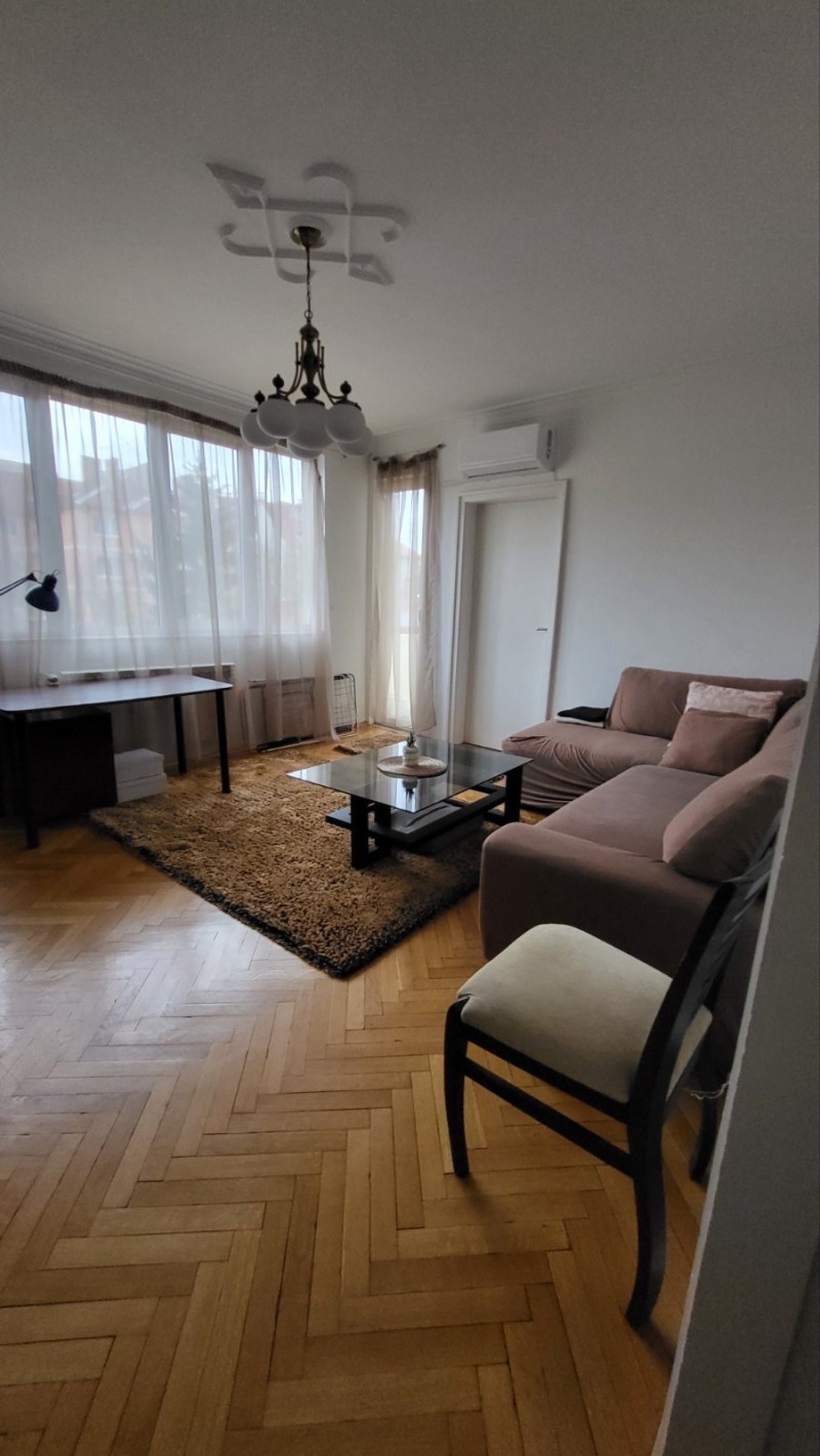 Дава под наем 3-СТАЕН, гр. София, Оборище, снимка 2 - Апартаменти - 52588741