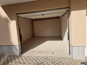 Garage Ostromila, Plovdiv 3