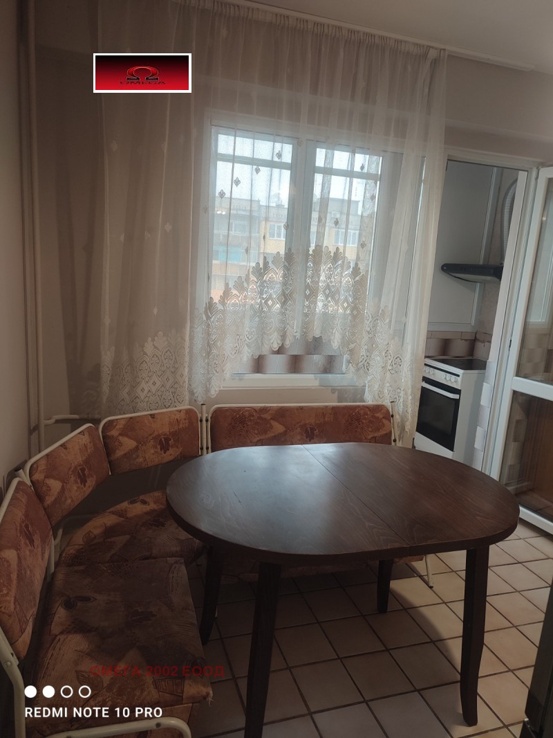 Дава под наем 3-СТАЕН, гр. Русе, Възраждане, снимка 4 - Апартаменти - 52703348