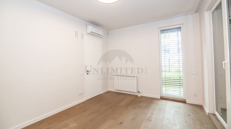 Издаје се  Кућа Софија , Малинова долина , 360 м2 | 28467147 - слика [11]