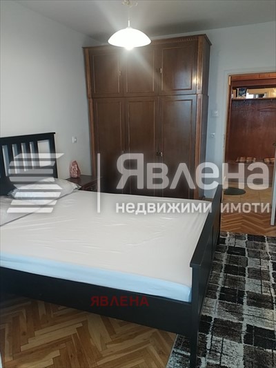 De inchiriat  1 dormitor Sofia , Țentâr , 72 mp | 15337974 - imagine [7]