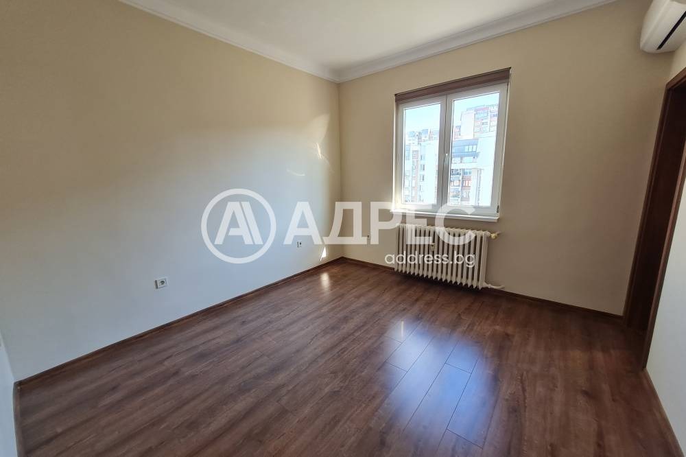 Дава под наем 2-СТАЕН, гр. София, Център, снимка 2 - Апартаменти - 54701393