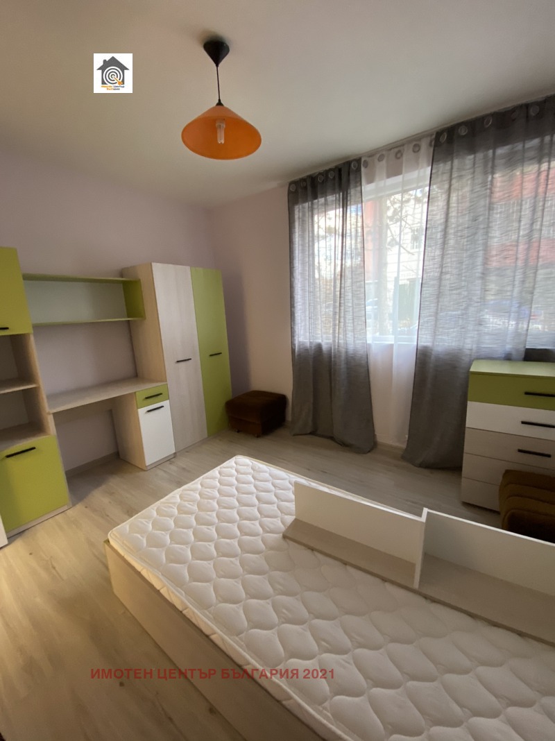 Издаје се  2 спаваће собе Софија , Витоша , 95 м2 | 90166184 - слика [8]