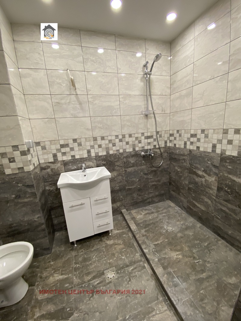 Издаје се  2 спаваће собе Софија , Витоша , 95 м2 | 90166184 - слика [12]