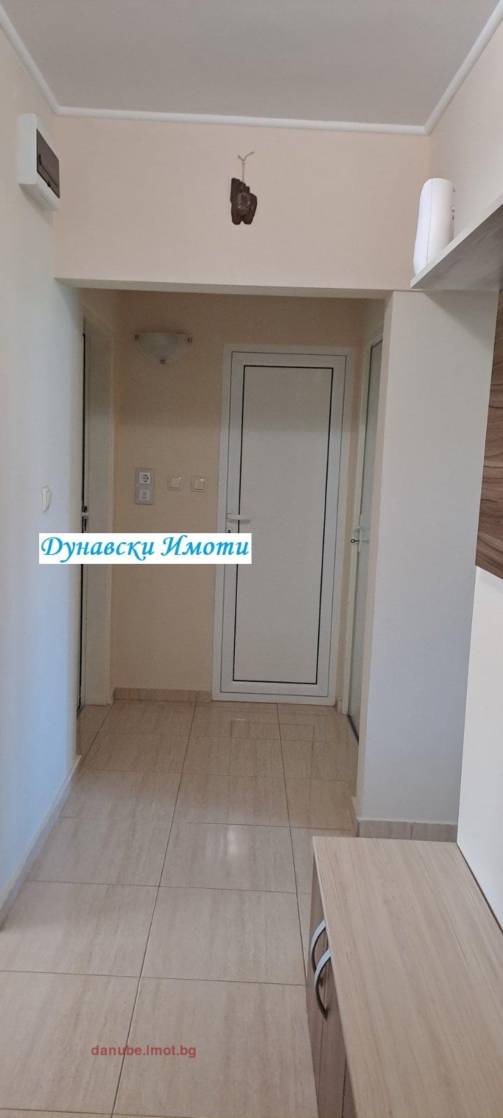 Дава под наем 3-СТАЕН, гр. Русе, Дружба 3, снимка 15 - Апартаменти - 53511812