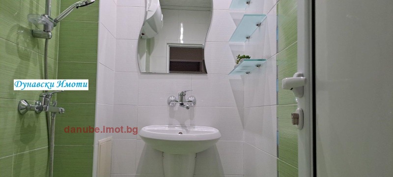 Дава под наем 3-СТАЕН, гр. Русе, Дружба 3, снимка 12 - Апартаменти - 53511812