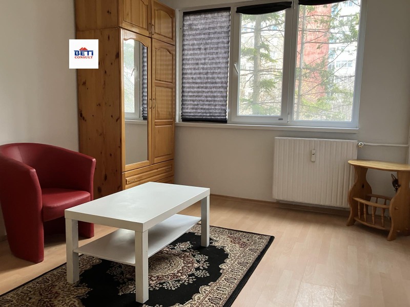 Дава под наем СТАЯ, гр. София, Младост 2