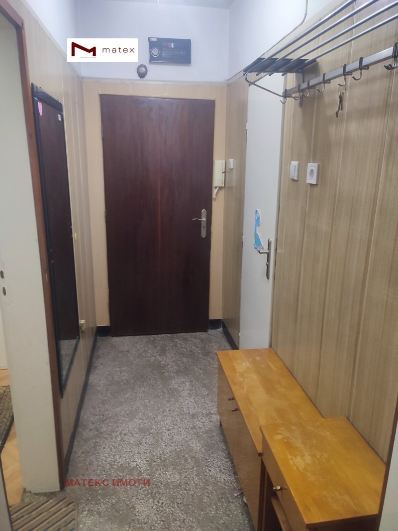 Da affittare  1 camera da letto Varna , Konfuto , 55 mq | 68672403