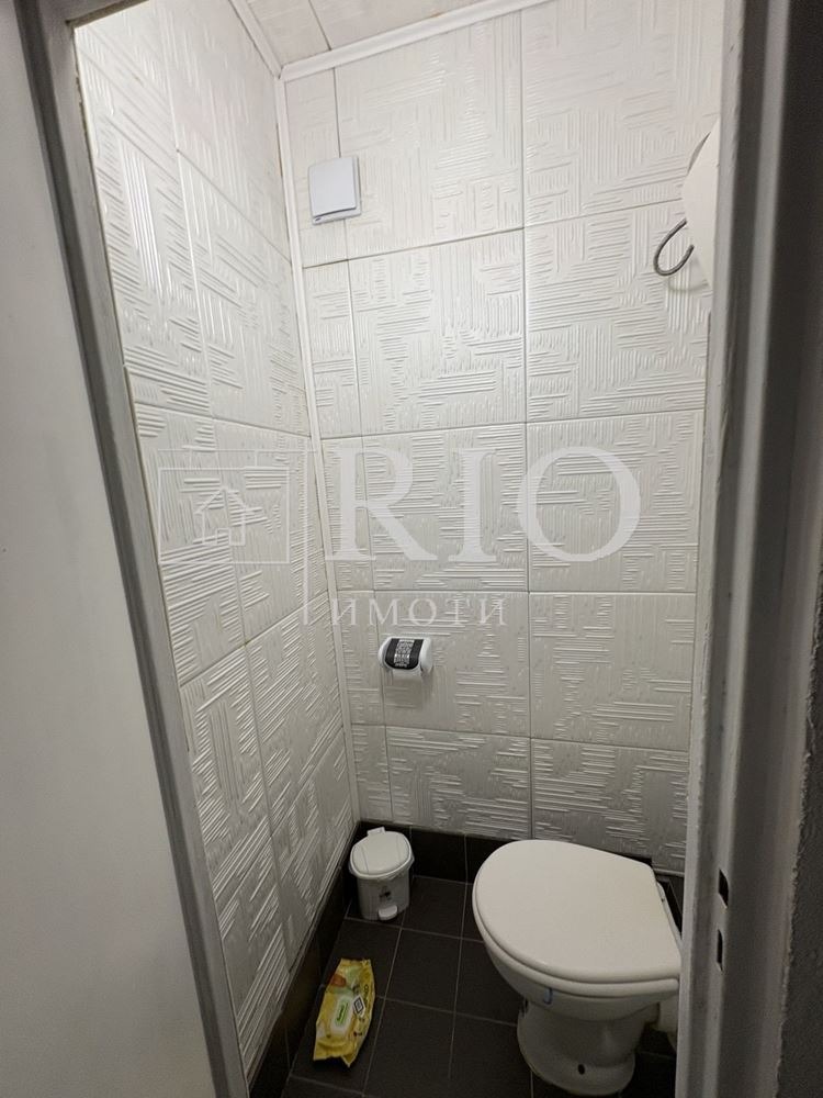 Zu vermieten  1 Schlafzimmer Plowdiw , Komatewo , 76 qm | 85096615 - Bild [9]