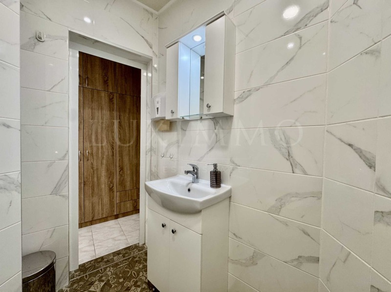Zu vermieten  3+ Schlafzimmer Sofia , Hladilnika , 150 qm | 44800694 - Bild [16]