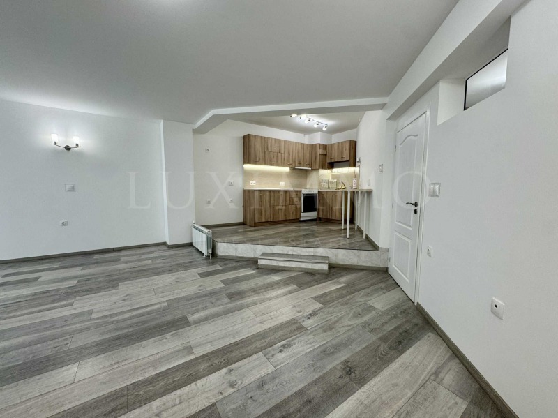 Дава под нем  Многостаен, град София, Хладилника • 1 100 € • ID 22377551 — holmes.bg - [1] 