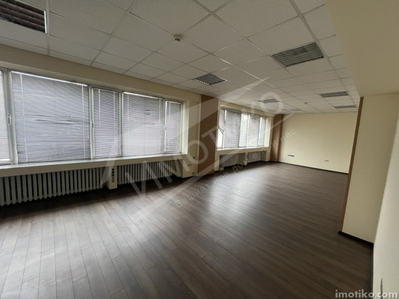 Do wynajęcia  Biuro Sofia , Baniszora , 82 mkw | 39032162 - obraz [3]
