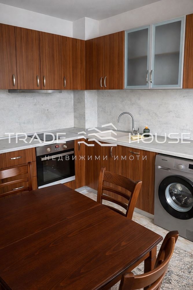 Дава под наем ЕТАЖ ОТ КЪЩА, гр. Пловдив, Коматево, снимка 4 - Етаж от къща - 53381317