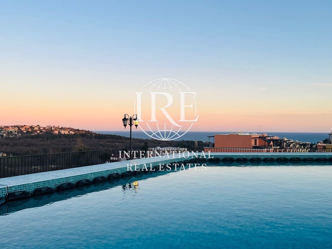 Дава под наем 3-СТАЕН, гр. Варна, м-т Долна Трака, снимка 14 - Апартаменти - 54123509