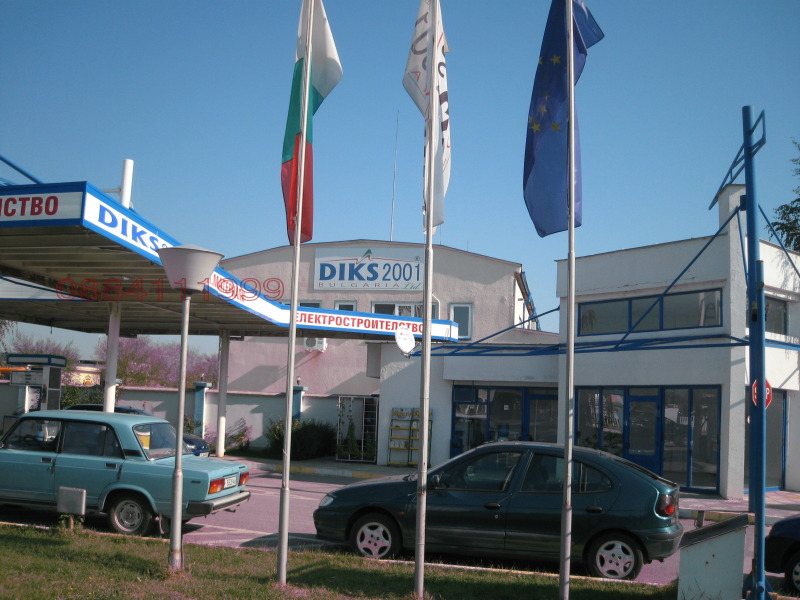 Дава под Наем ПРОМ. ПОМЕЩЕНИЕ в град Ямбол, Промишлена зона - 400 кв.м / 2 000 € » 3 911.66 лв.