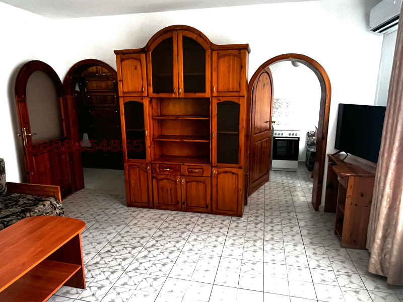 Para alugar  1 quarto Sofia , Sveta Troica , 60 m² | 35091996 - imagem [3]