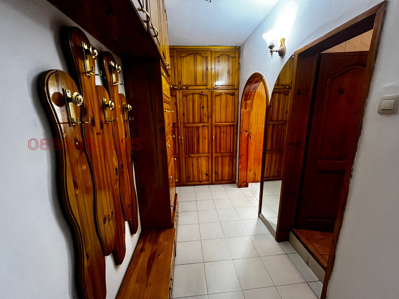 Para alugar  1 quarto Sofia , Sveta Troica , 60 m² | 35091996